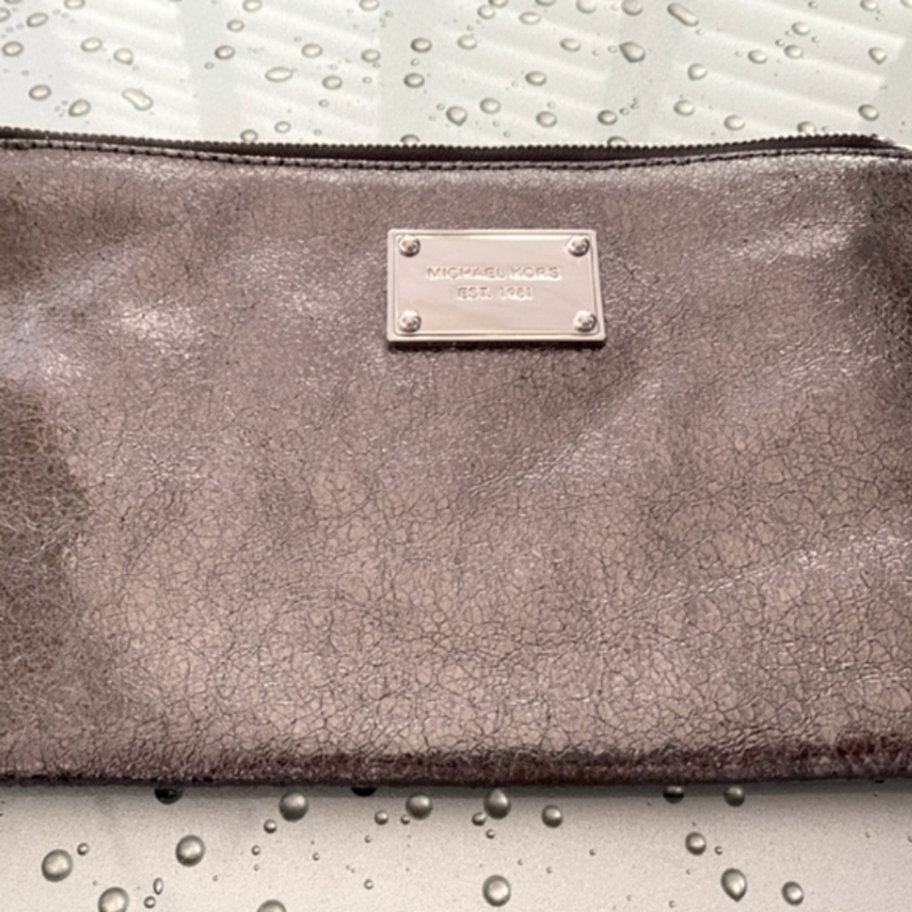 Michael Kors Metalic Grey Clutch Medium
